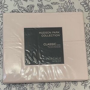 NWT $120 Hudson Park Collection Twin Flat Sheet - 100% Egyptian Cotton